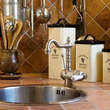 Du Levant Au Couchant - 2 Mitoyens A - Piscine - Jardin - 5 - 12 Personnes - 5 Minutes Du Village Medieval 펜션