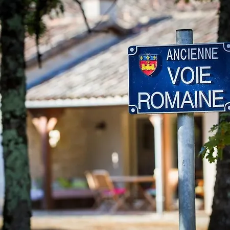 Au Couchant à - Piscine - Jardin - 3 - 8 Personnes - 5 Minutes Du Village Médiéval * Caylus