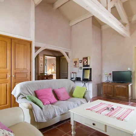 Casa de Férias Au Couchant à - Piscine - Jardin - 3 - 8 Personnes - 5 Minutes Du Village Médiéval *