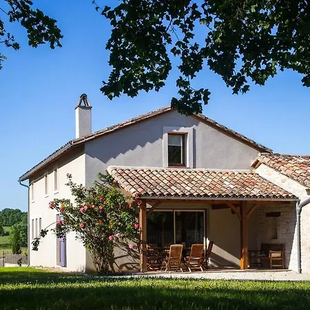 Casa de Férias Au Couchant à - Piscine - Jardin - 3 - 8 Personnes - 5 Minutes Du Village Médiéval *