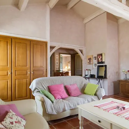 Casa de Férias Au Couchant à - Piscine - Jardin - 3 - 8 Personnes - 5 Minutes Du Village Médiéval *