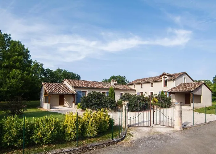 Du Levant Au Couchant - 2 Mitoyens à - Piscine - Jardin - 5 - 12 Personnes - 5 Minutes Du Village Médiéval Caylus